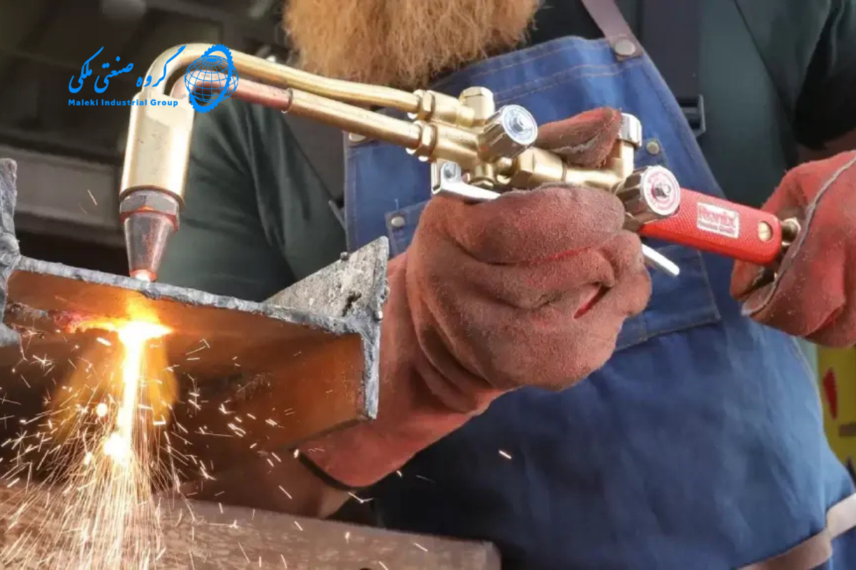 برش کاری فلزات چیست و چه اهمیتی دارد؟